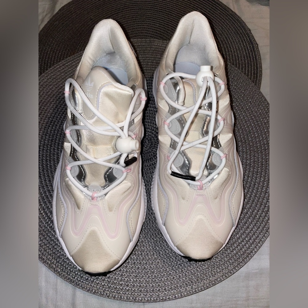 Ozweego Adidas Women's Chalk White Pink